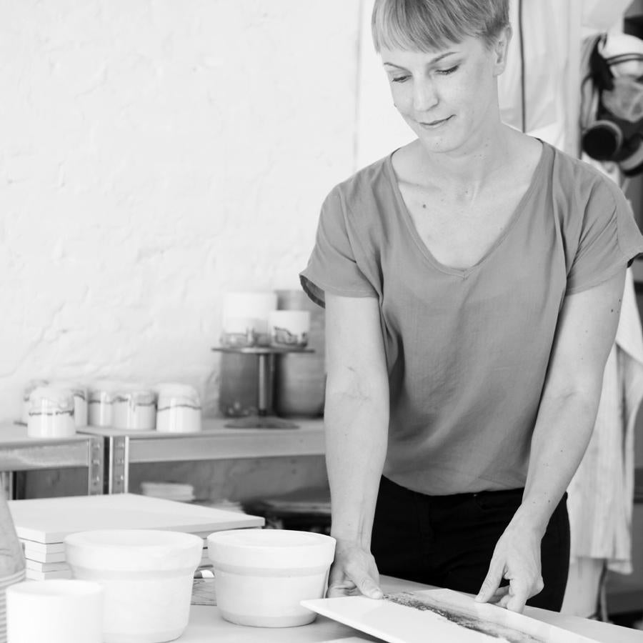 
                  Künstler bei Wilhelm die 3. - Anna Badur
                