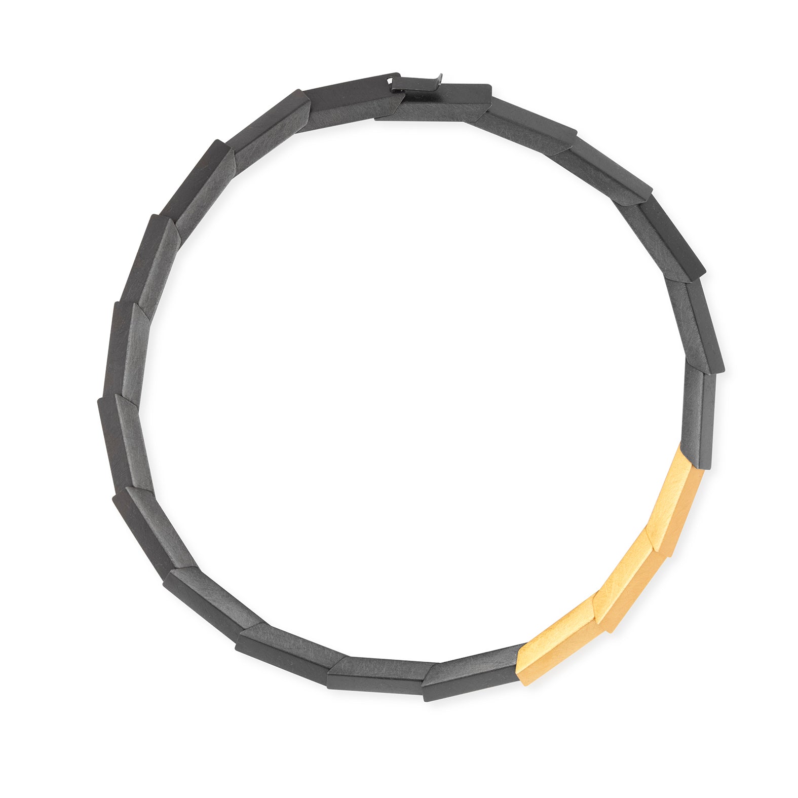 Collier Kubus von Marcin Zaremski bei Wilhelm die 3.