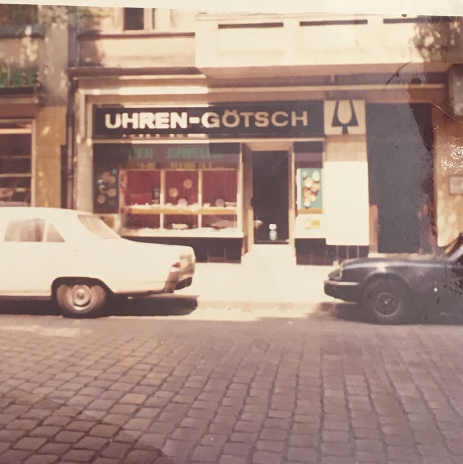 Das erste Ladengeschäft von Uhren-Götsch in der Emser Straße