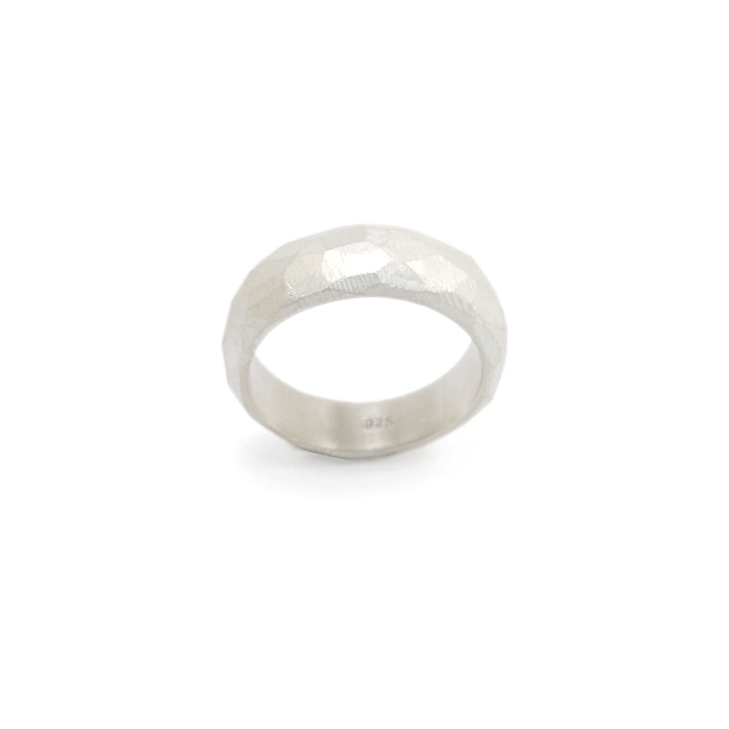 Facett-Ring "Elbrus" von Bettina Götsch bei Wilhelm die 3.