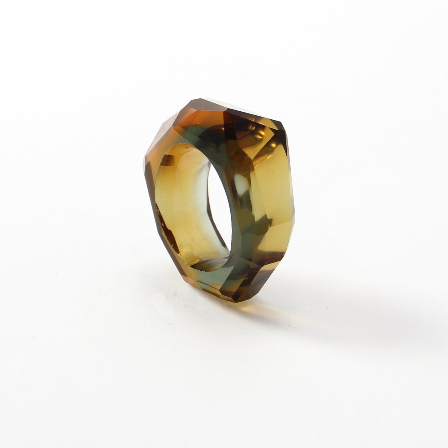 Glas-Ring Bernsteinbraun von Bernhard Simon bei Wilhelm die 3.