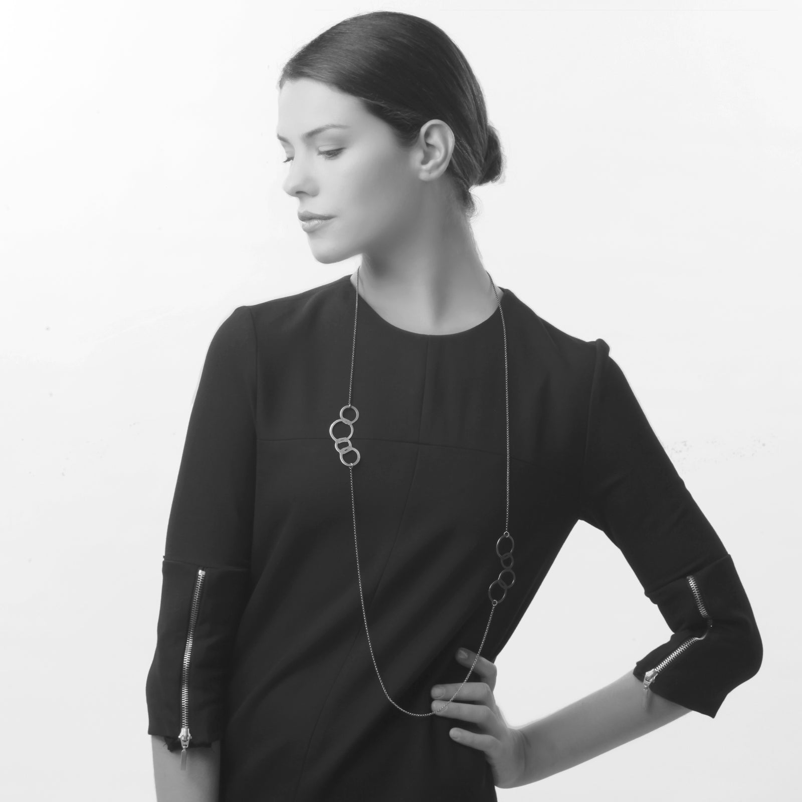 Kette "cirkel" von Bettina Götsch bei Wilhelm die 3.