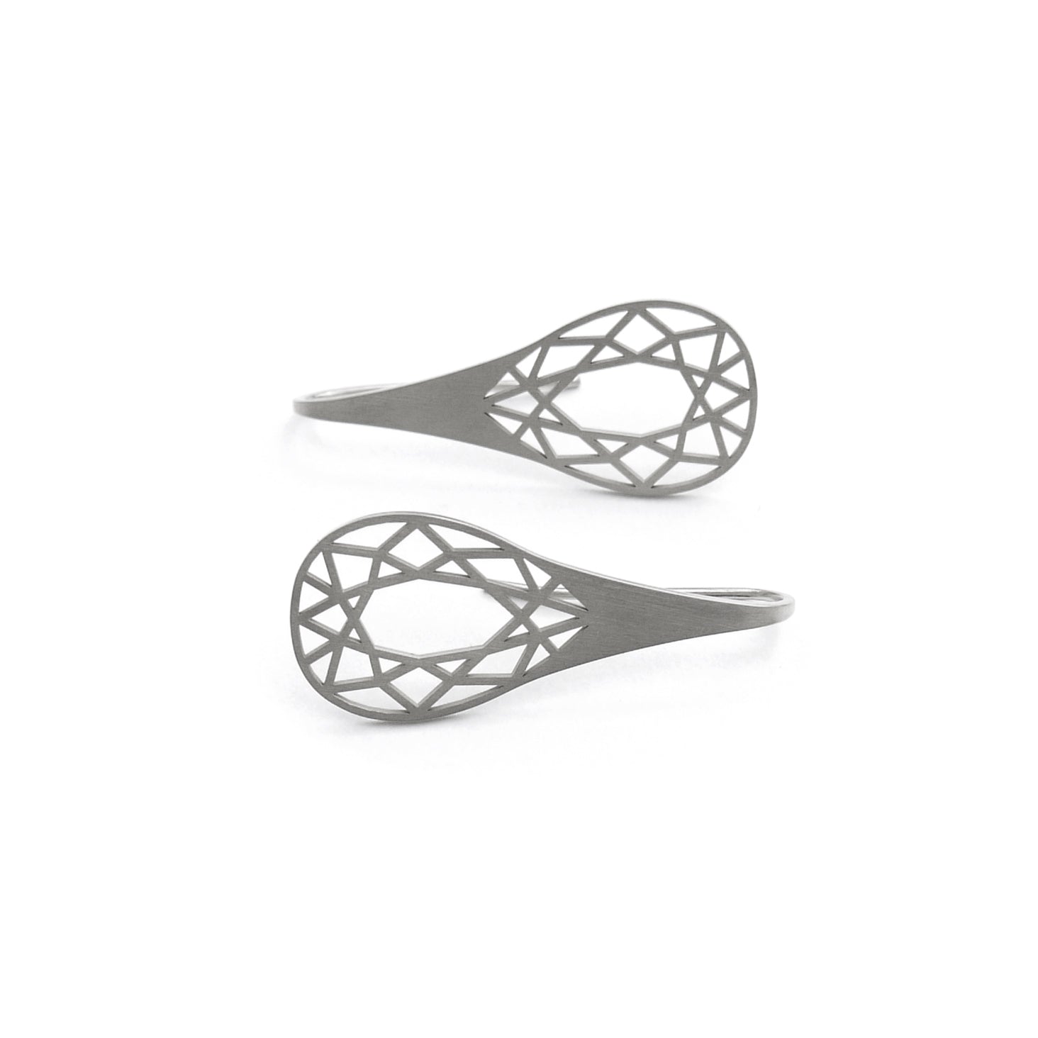 Ohrhänger Cut Tropfenschliff von Sally Kiss bei Wilhelm die 3.