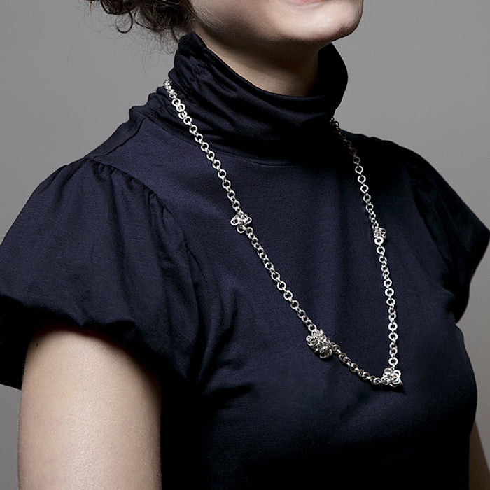 attraente - magnetische Kette Silber von Ulrike Poelk bei Wilhelm die 3.