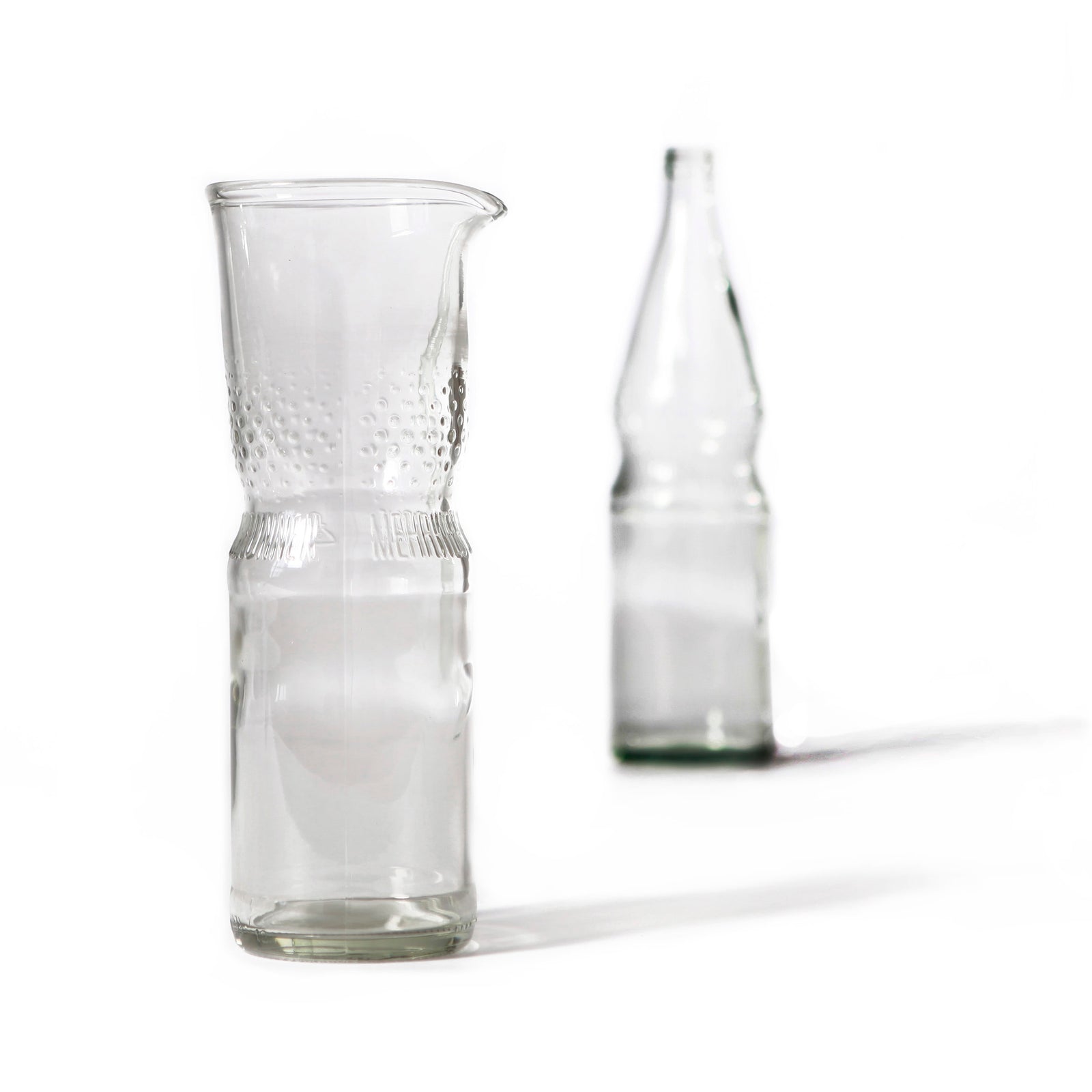 Karaffe Mineralwasser von SameSame bei Wilhelm die 3.