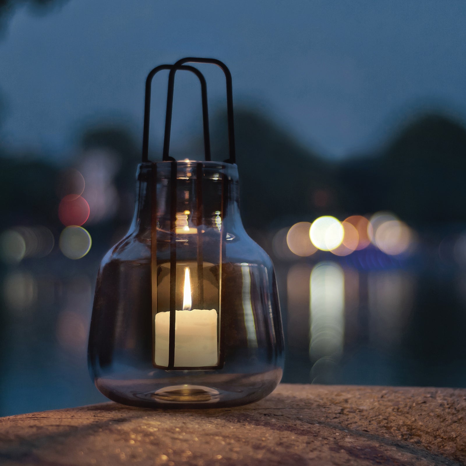 Windlicht Bolsa grau von Büro Famos bei Wilhelm die 3.