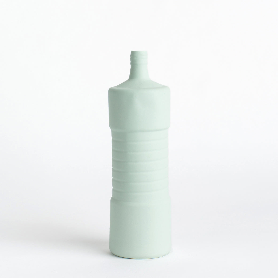 Porzellan-Vase #5 von Foekje Fleur bei Wilhelm die 3.