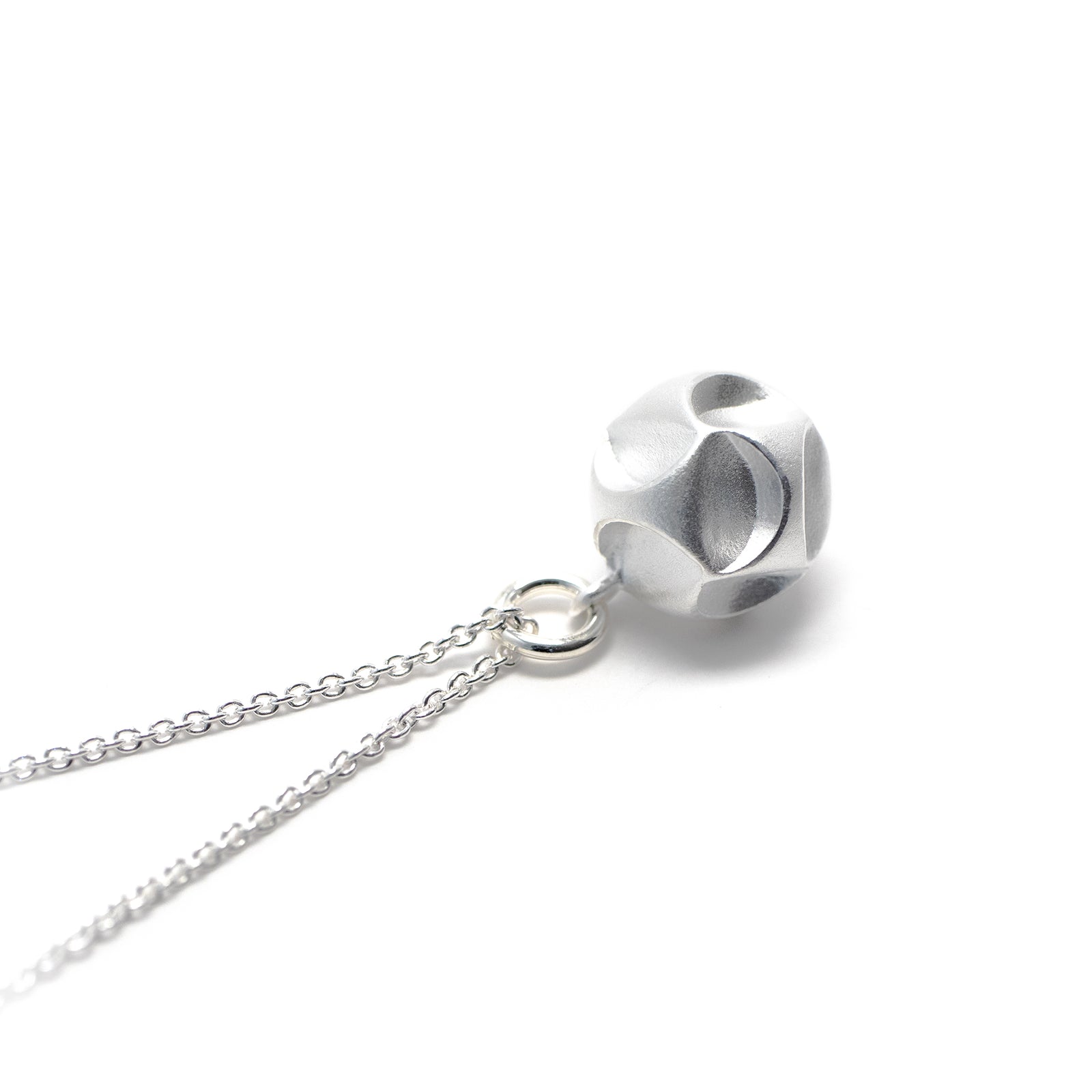 Anhänger Clickball Silber von Sally Kiss bei Wilhelm die 3.